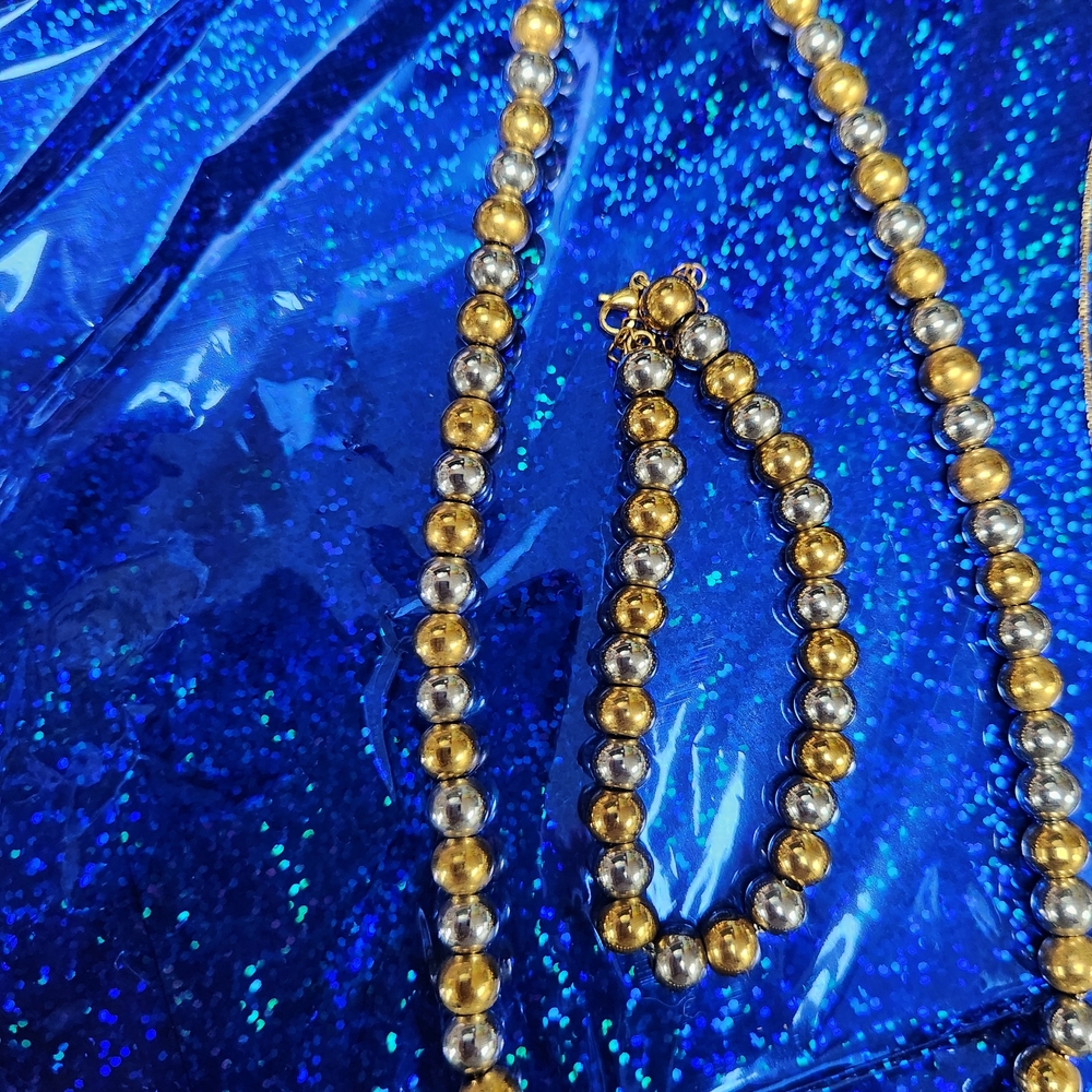 Elegant Gold and Silver Beaded Necklace and Bracelet Set